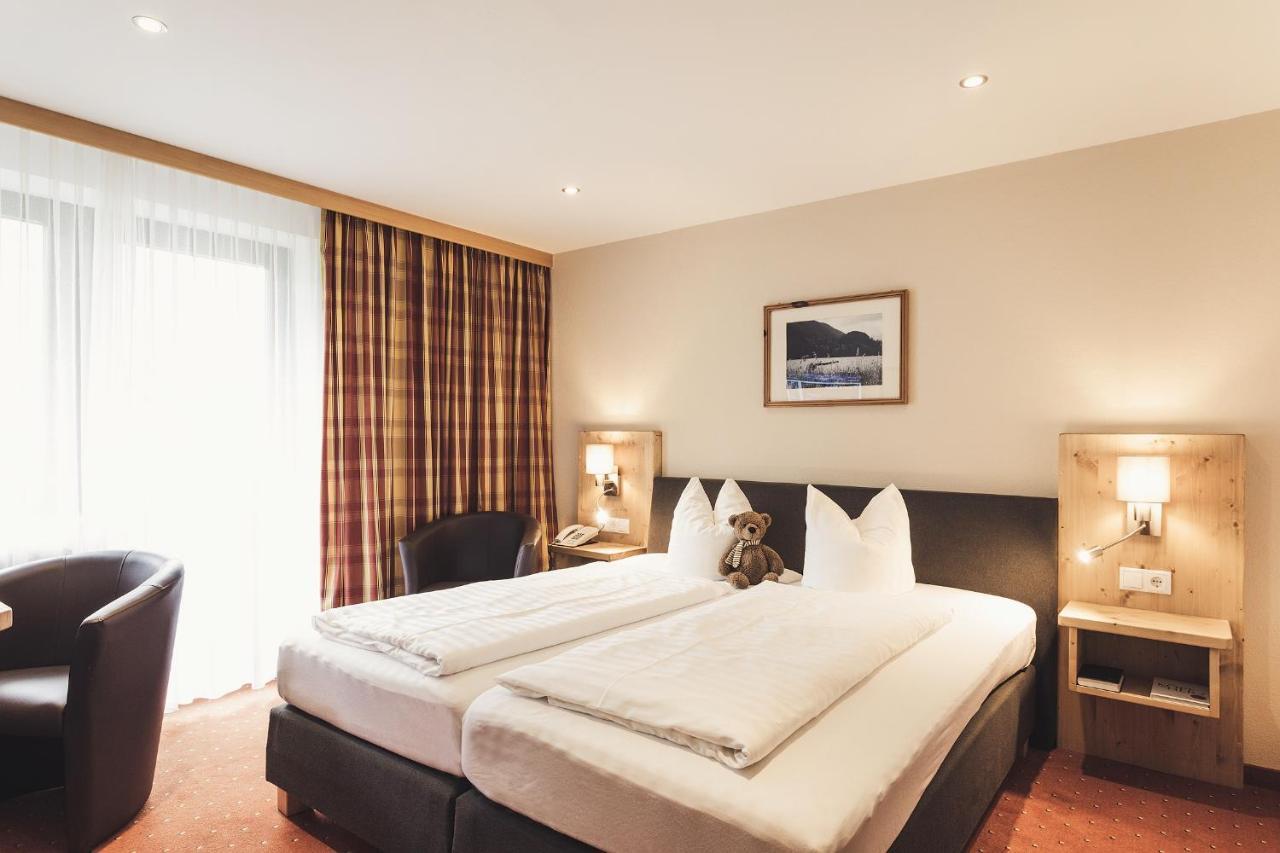 Hotel Johanna Mitten Im Oetztal Umhausen Kültér fotó